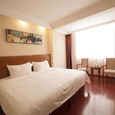 Greentree Inn Hainan Haikou East Train Station East Fengxiang Road Business Hotel Εξωτερικό φωτογραφία